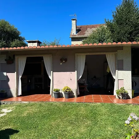 O Meixal, Con Piscina Y Asador Holiday home