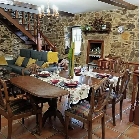 O Meixal, Con Piscina Y Asador Holiday home *