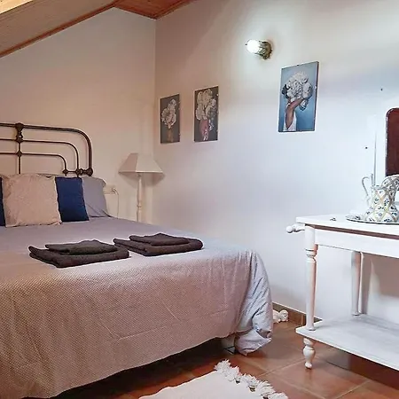 O Meixal, Con Piscina Y Asador