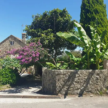 O Meixal, Con Piscina Y Asador Holiday home