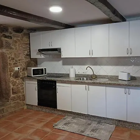 O Meixal, Con Piscina Y Asador